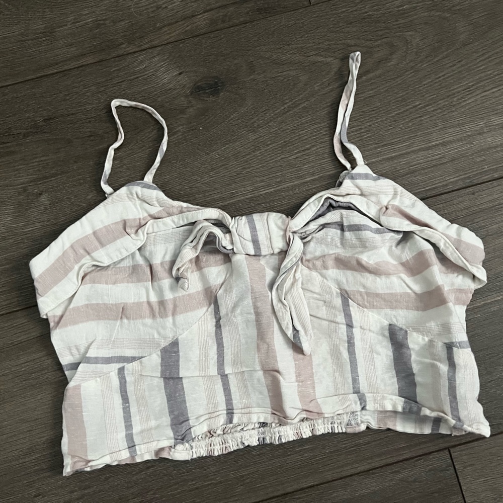 Express crop top. Size small